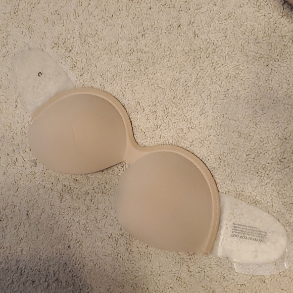 BACKLESS STRAPLESS PUSH UP BRA ADHESIVE - Picture 5 of 7